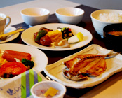 �z�e���j���[�I�[�^�P