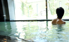 �֋󉷐�z�e���K�[�f���p���X