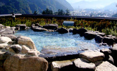 越後湯沢温泉 一望千里 御湯宿 中屋