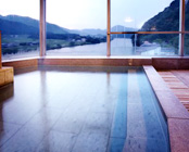 咲花温泉 翠玉の湯 佐取館