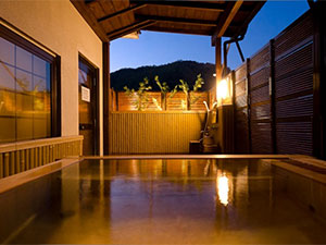 �ˑq��R�c����@�z�e���T���{�X