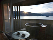 ���O�W���A���[�@�a�@�z�e���@���̌O