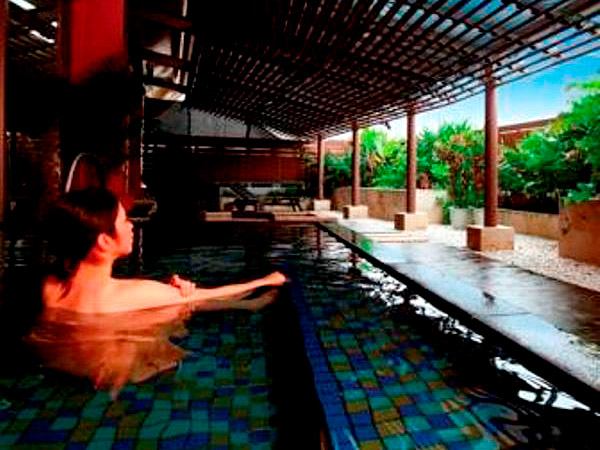 ロワジールスパタワー那覇