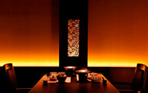 �������{����@�z�e�����������