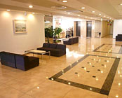 �z�e���T�����[�g���R