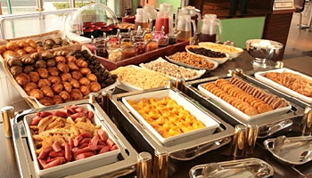 �Z���^�[�����z�e�����c