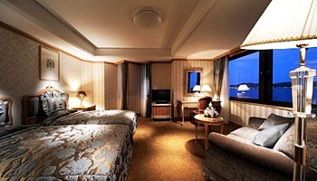 ���q�p�[�N�z�e��