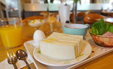 �A�[���r�W�l�X�z�e��