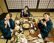 �ɓ��哇�𐳖ʂɗՂށ@���]����̏h�@�M���