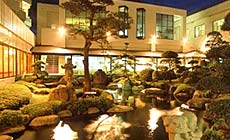 �؂€�̏́@�b��H�i���F�z�e���b��H�j