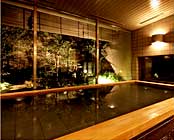 �O��K�[�f���z�e�����R