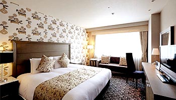 �T�[�E�B���X�g���z�e��