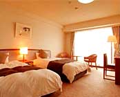 �ዷ�̏h�@�ዷ�ӂ��ƃJ�j�̃z�e�������݉�