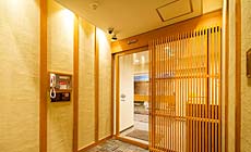 �X�[�p�[�z�e���R�`�w����