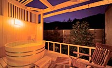 �q�~�R������@�z�e���R����