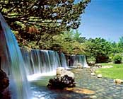 �D�y�p�[�N�z�e��