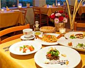 ���]�[�g�z�e���@���A�i�R�[�X�g