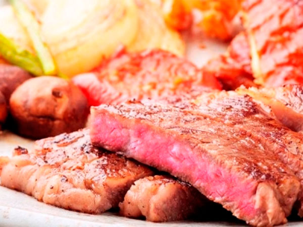 本格鉄板焼と温泉露天風呂の宿　リゾート　菊ホテル