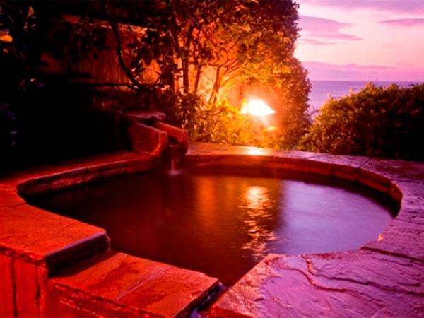 海一望無料の貸切露天風呂が人気の宿　片瀬館ひいな