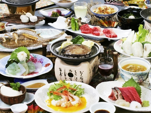 伊香保温泉　名物畳風呂と料理自慢の宿　ホテルきむら