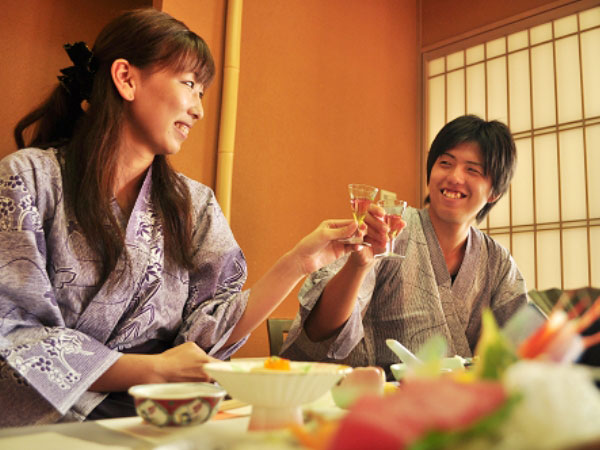 太地温泉　花いろどりの宿　花游