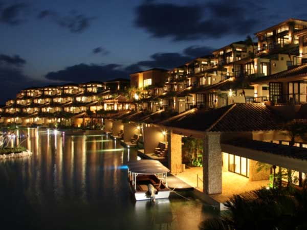 南西楽園　シギラベイサイドスイート　アラマンダ　＜宮古島＞