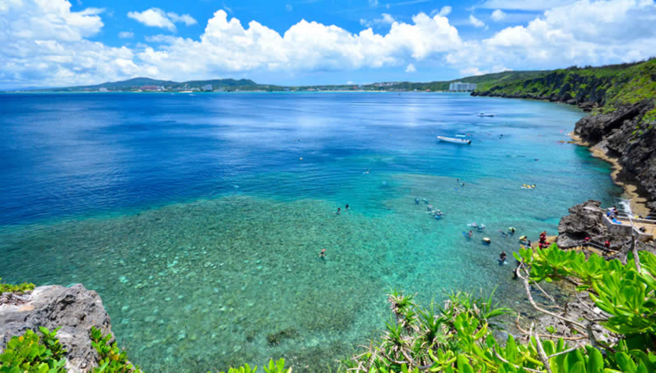 真栄田岬からの絶景
